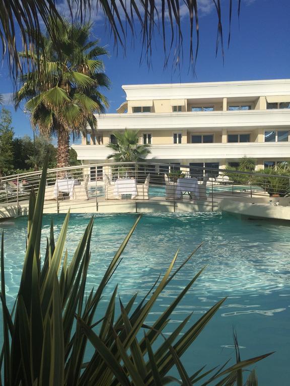 Relais Du Lac デセンツァーノ・デル・ガルダ エクステリア 写真
